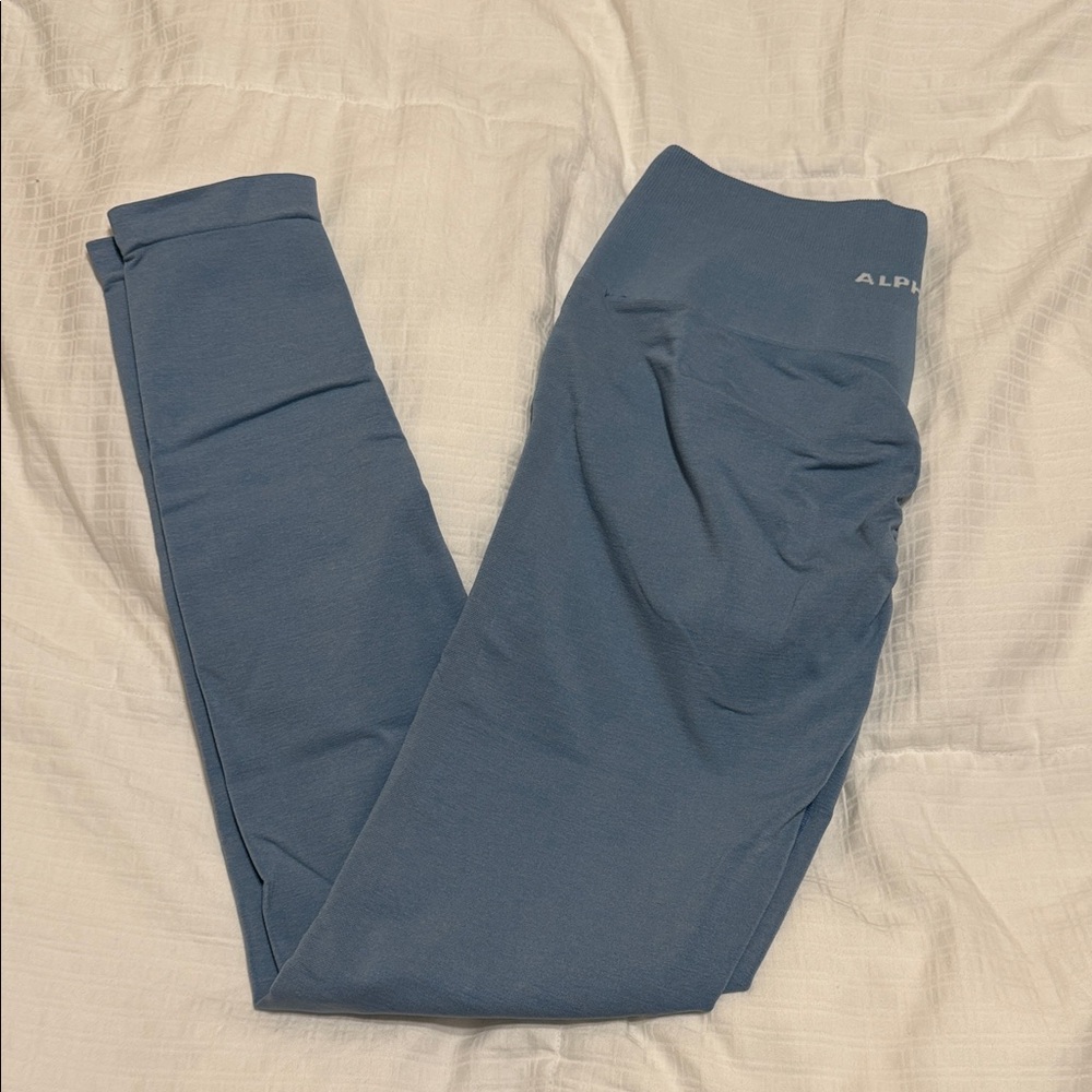 Alphalete blue leggings